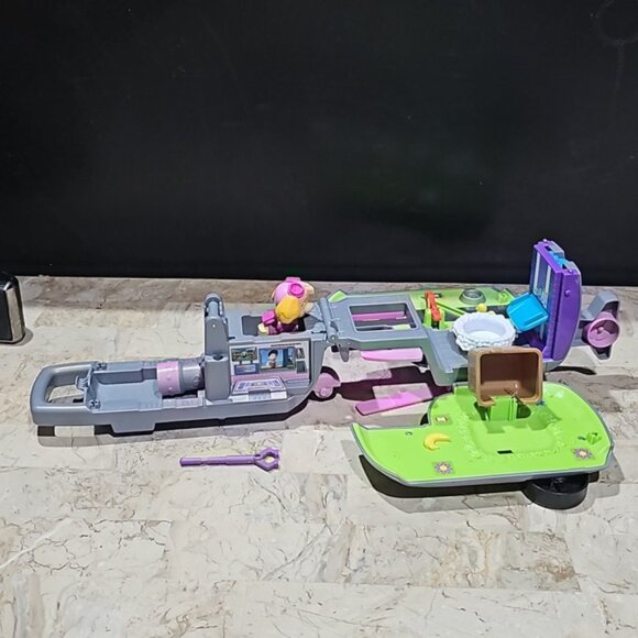 Paw Patrol Skye's Helicopter Transforming toy, Large- Pink and Gray - Picture 5 of 12